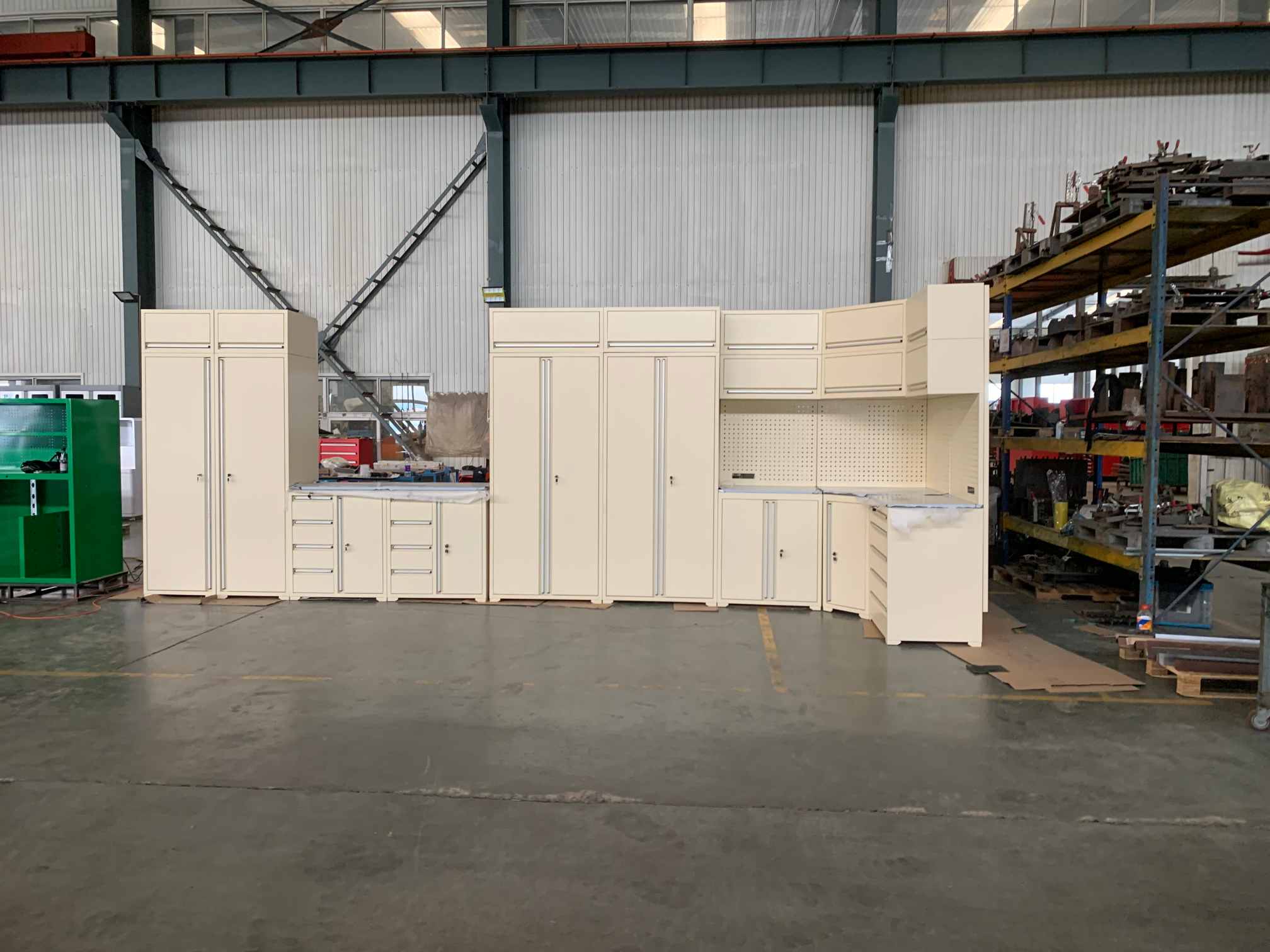 মডুলার গ্যারেজ টুল ক্যাবিনেট কতটা সুবিধাজনক?